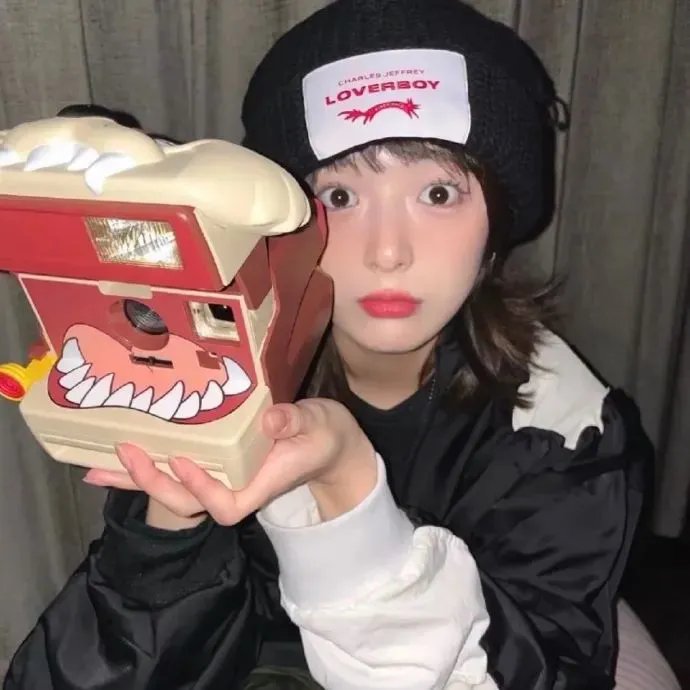 比安布尔更黑